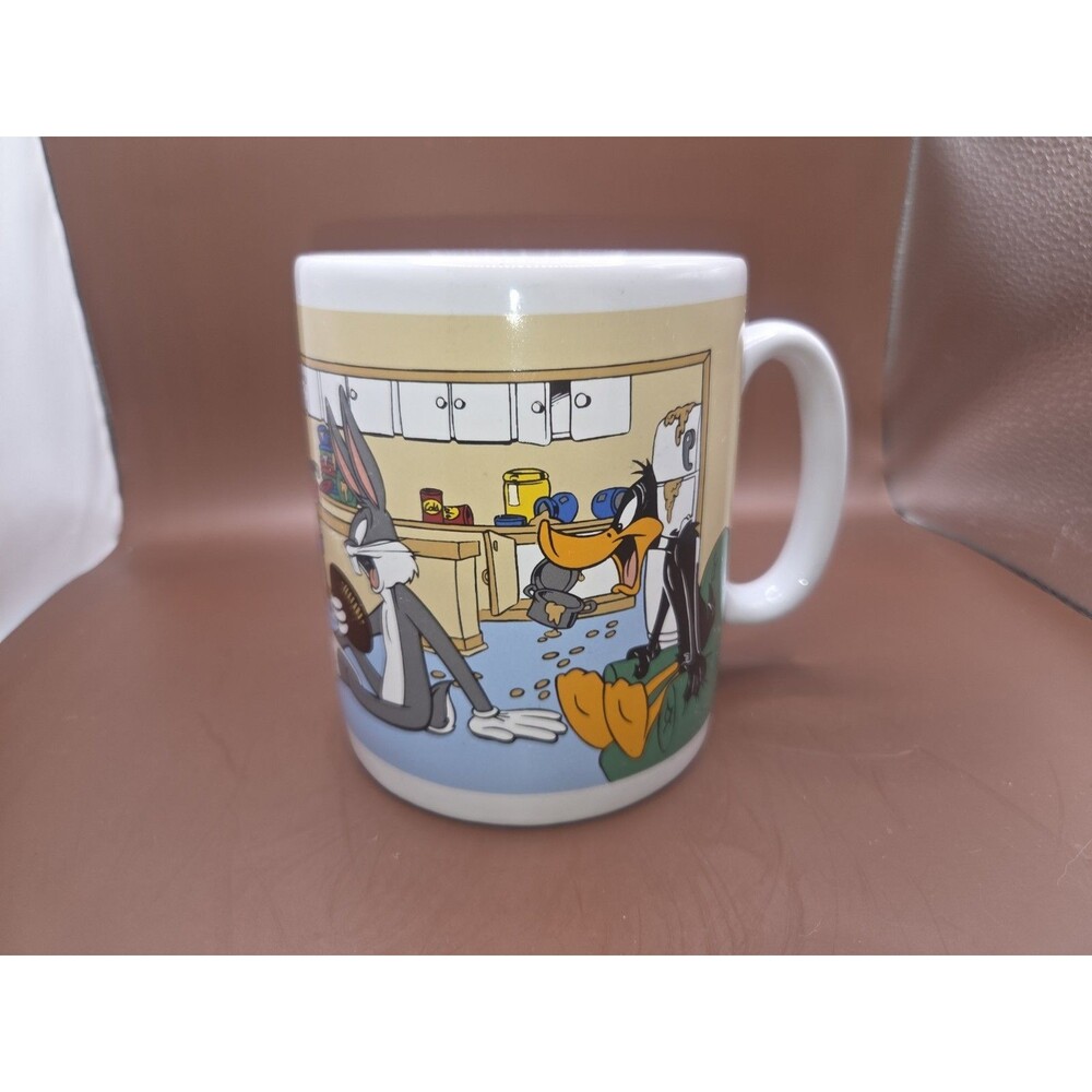 Warner Brothers 1997 Huge Bugs Bunny Ceramic Mug Watching Football